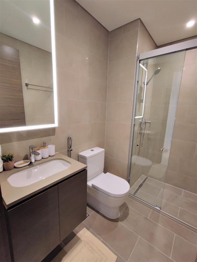 Beautiful 2 Bedroom Next To Business Bay - Sobha Creek Vista Dubái Exterior foto