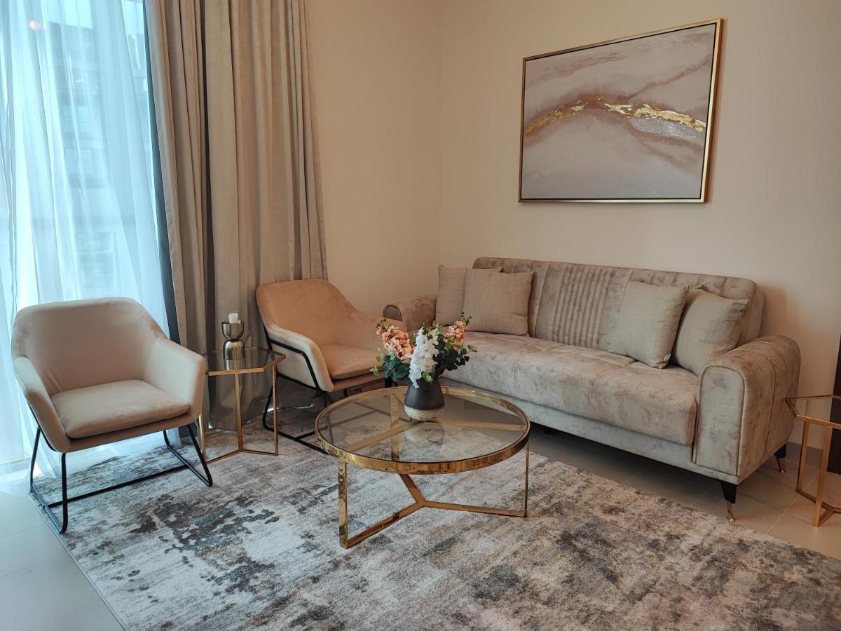 Beautiful 2 Bedroom Next To Business Bay - Sobha Creek Vista Dubái Exterior foto