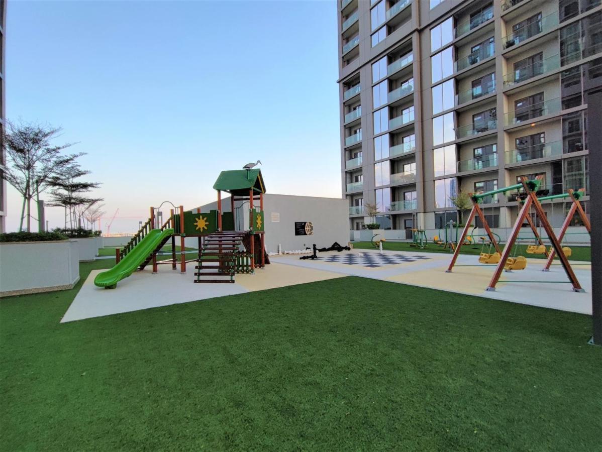 Beautiful 2 Bedroom Next To Business Bay - Sobha Creek Vista Dubái Exterior foto